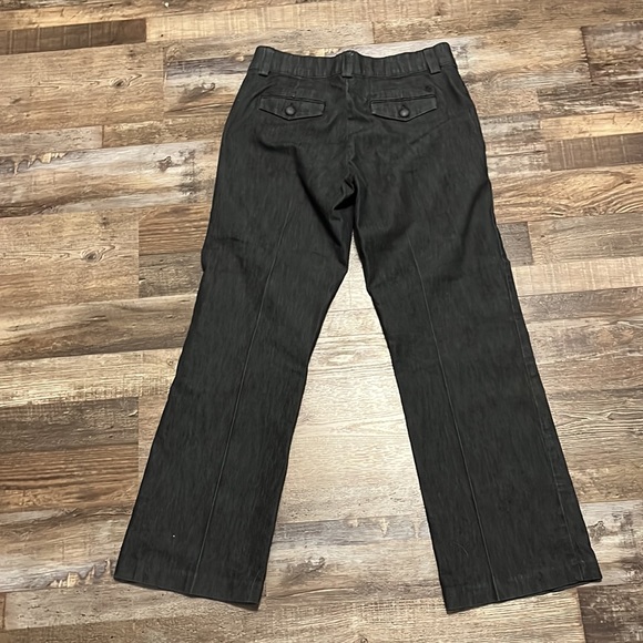 Lee’s Gray Short Dress Pants - Picture 2 of 2